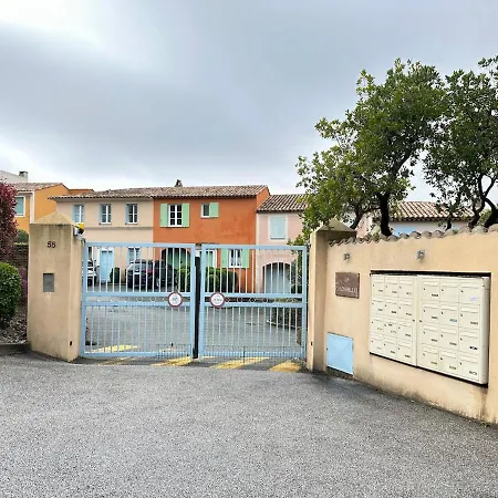 Jolie Maison, 3 Chambres, Jardin, Piscine Partagee * Roquebrune-sur Argens