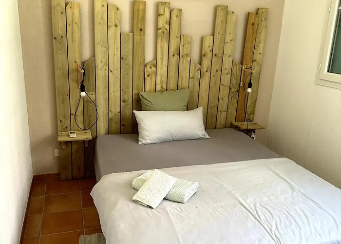 Jolie Maison, 3 Chambres, Jardin, Piscine Partagee Semesterbostad Roquebrune-sur Argens